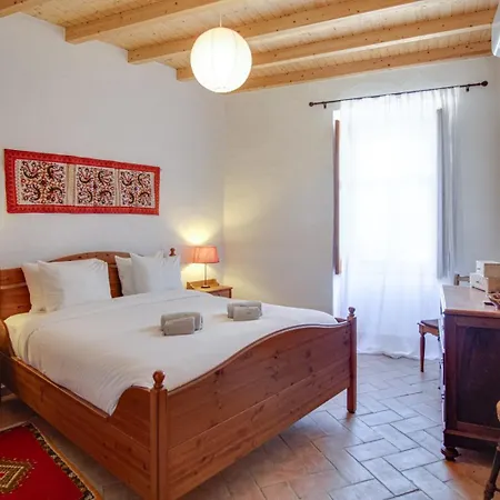 Vintage 3,5km Pool Ac Wifi Billiard 培拉