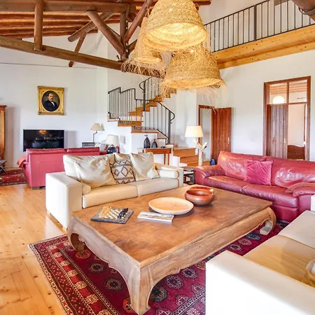 Vintage 3,5km Pool Ac Wifi Billiard