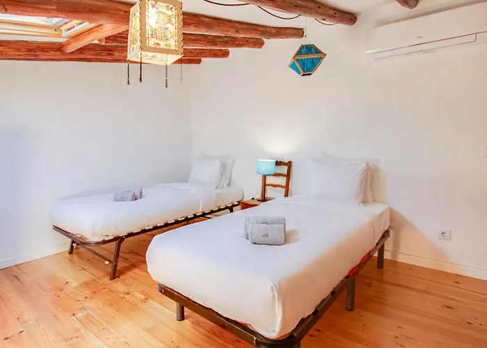 Vintage 3,5km Pool Ac Wifi Billiard