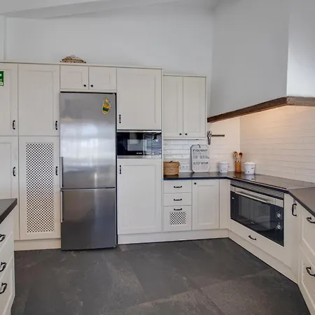 Vintage 3,5km Pool Ac Wifi Billiard * Пера